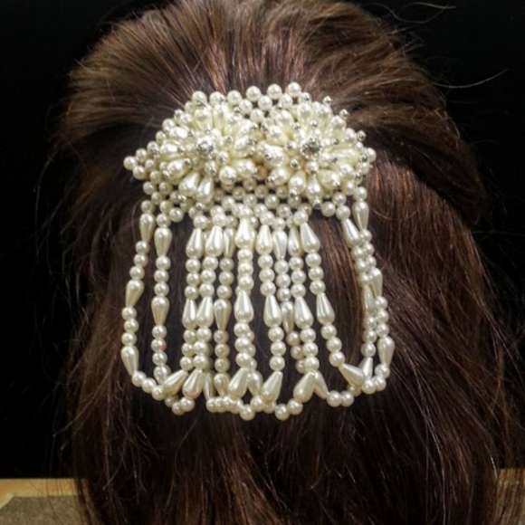 Vintage Accessories - Vintage pearl swagged bridal hair barrette EVC